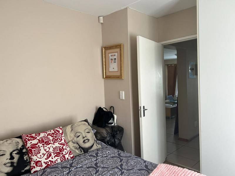 2 Bedroom Property for Sale in Burgundy Estate Western Cape